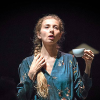 Pour une danse qui fait rire, allez voir Ambra